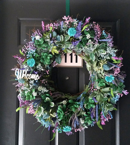 Grapevine Welcome Twisted Wreath 24"